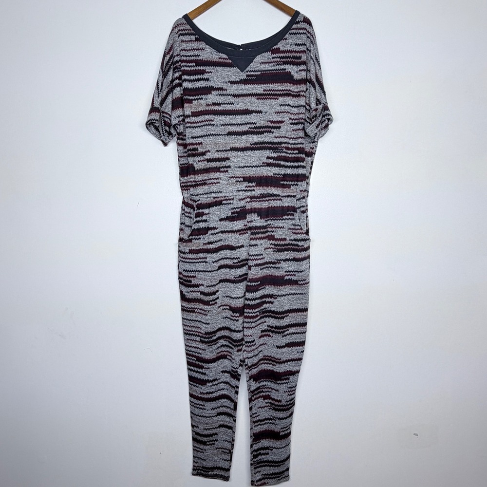 Xhilaration Womens XXL Jumpsuit Grey Burgundy Zigzag Knit Short Sleeve Pockets